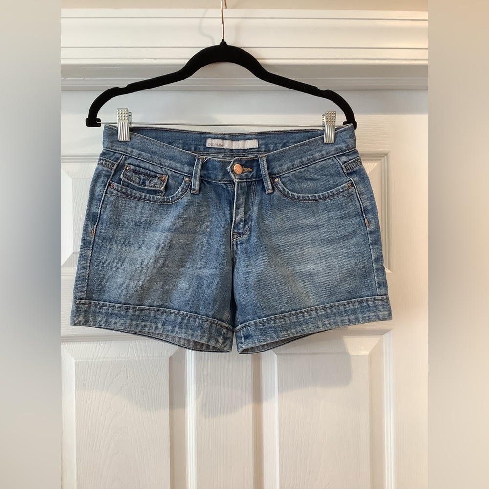 Old Navy Classic Blue Denim Women's Mid-rise Shorts Size 2